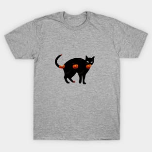 Black cat halloween T-Shirt